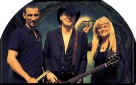 A special Valentines weekend with The Ultimate Trio Tribute to Fleetwood Mac. They Make Singin about Lovin’ Fun! 